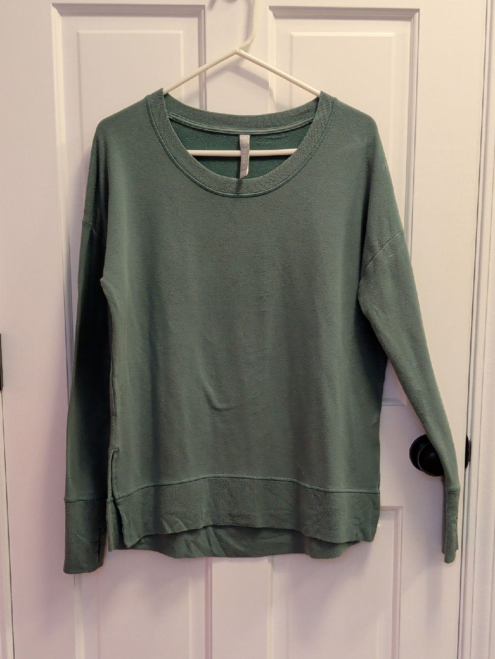 Athleta Sage Green Crewneck Pullover Sweatshirt